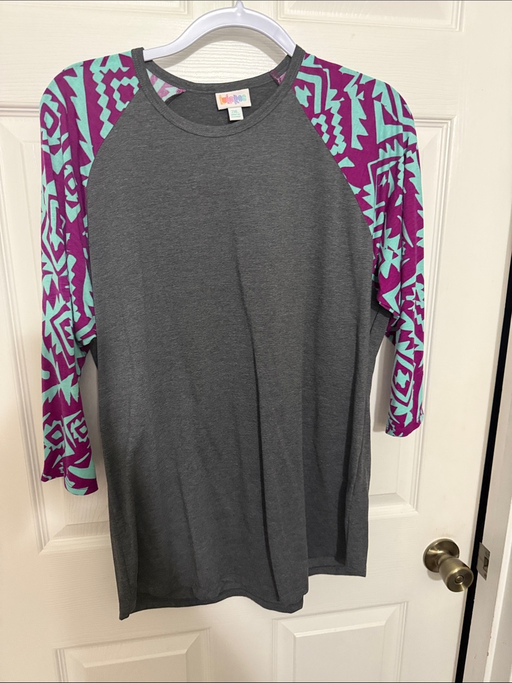 LuLaRoe Gray Raglan Top with Purple and Mint Patterned Sleeves